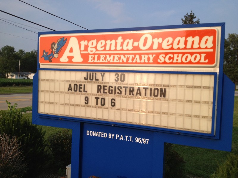 Argenta-Oreana Elementary School Sign